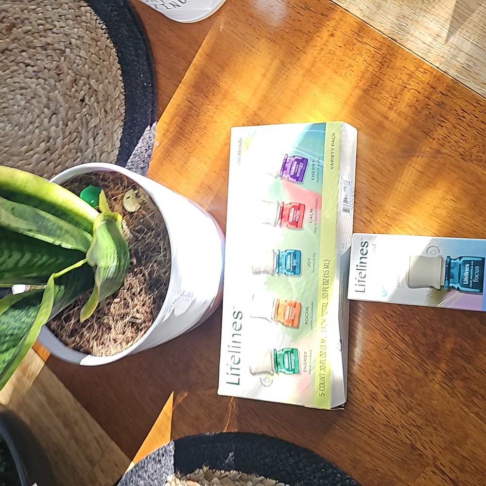 Life lines Essentials oils home